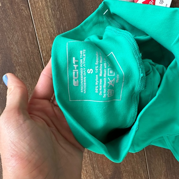 Brand new ECHT scrunch butt shorts - Picture 3 of 3